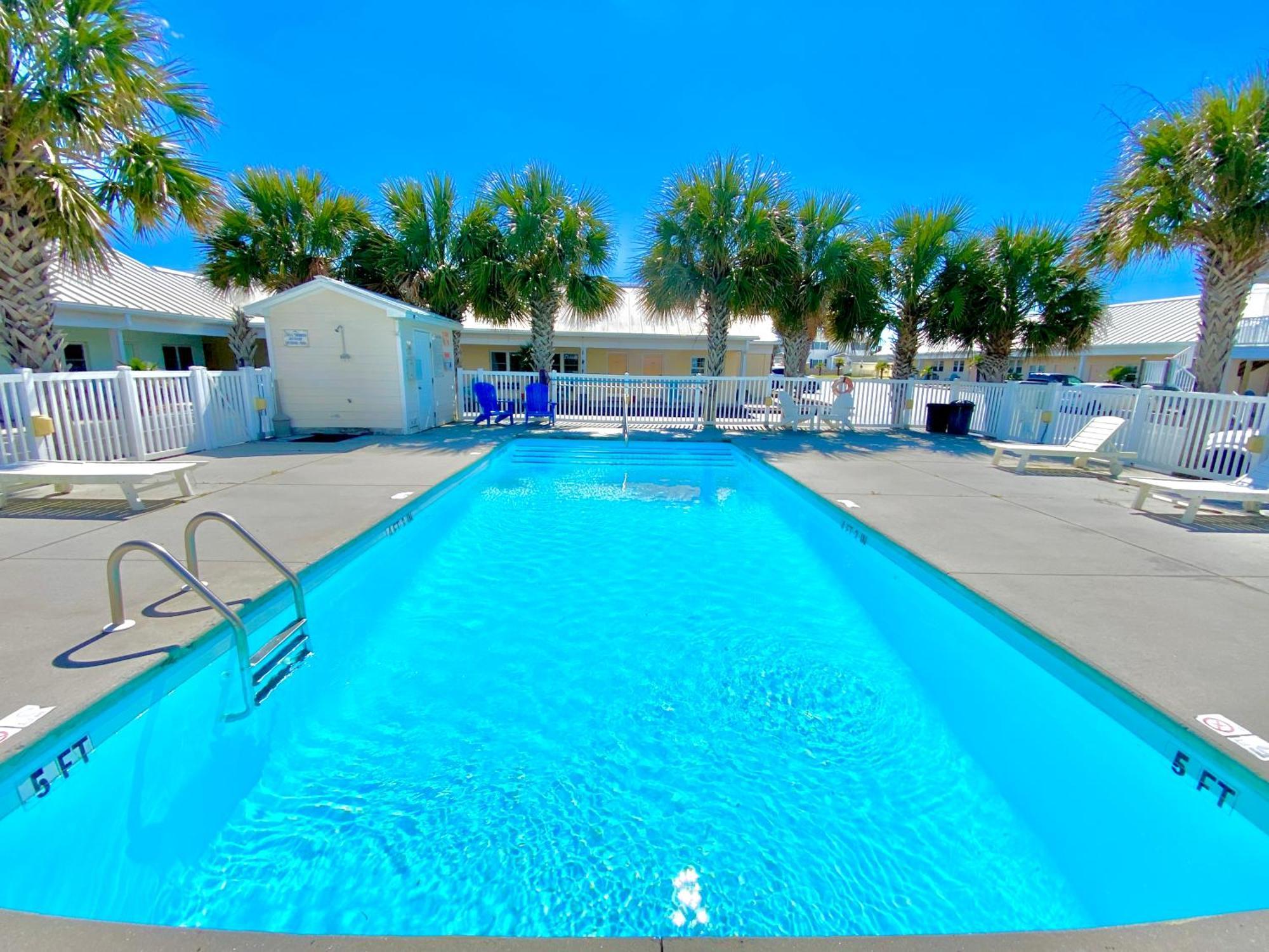 Island Inn Of Atlantic Beach Exterior photo