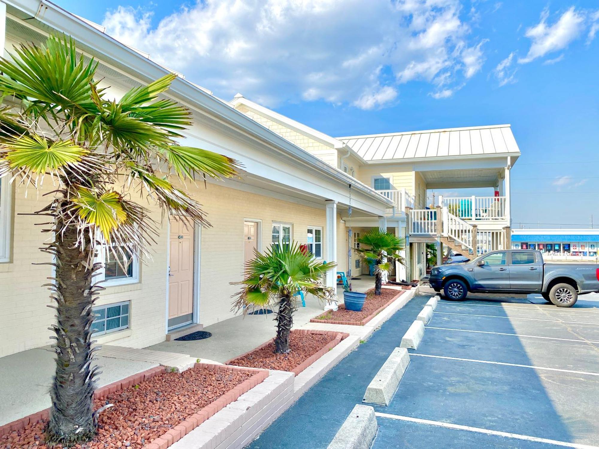 Island Inn Of Atlantic Beach Exterior photo